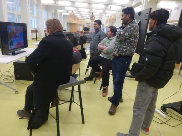 Vielä enemmän Super Street Fighter 2 Turbo Lahti Fisticuffs Turnausta LAB-Ammattikorkeakoululla. Lahti FGC järjestämä