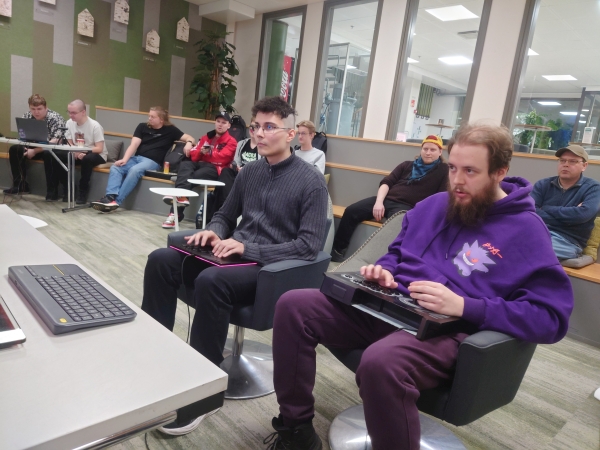 Vampire Savior Lahti Fisticuffs Turnaus Lahden Tiedepuistossa. Nuubunaattori VS Eedu. Lahti FGC organisoinut