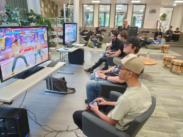 Tekken 7 Lahti Fisticuffs turnaus järjestämänä Lahden Tiedepuiston aulassa. Lahti FGC järjestämä