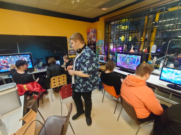 Yleinen, perinteinen Lahti FGC viikottainen sunnuntai, mutta uudessa kohdassa