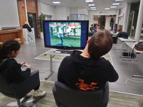 Tekken 3 Lahti Fisticuffs Turnaus Lahden Tiedepuistossa. Lahti FGC tehnyt